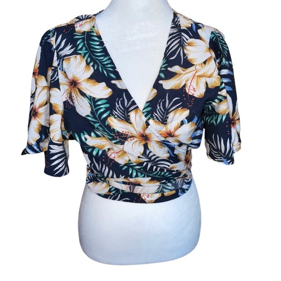 SHEIN tropical top with tie in the back 0XL - Picture 1 of 4
